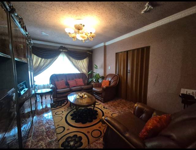 4 BEDROOM HOUSE FOR SALE IN ARCON PARK